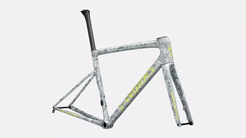 Specialized S-Works Tarmac SL8 Road Frameset 2025 in Satin Liquid Silver  Gloss Team Yellow Tint-2