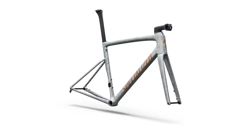 Specialized Tarmac SL8 Road Frameset 2026 in Gloss Silver Dust / Shadow Silver Dry Impasto / Photon Orange Tint Over Silver Dust-1