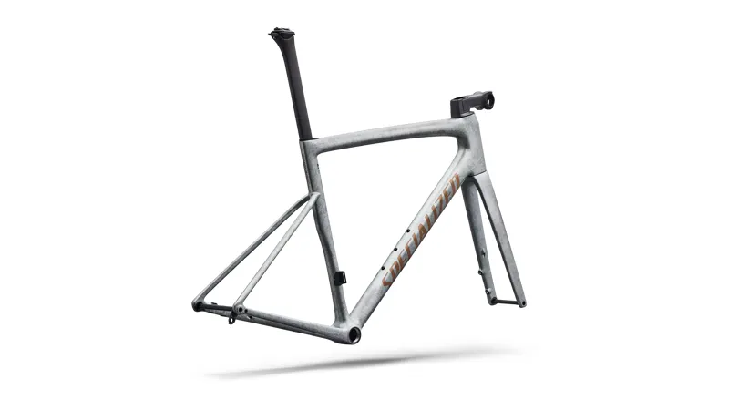 Specialized Tarmac SL8 Road Frameset 2026 in Gloss Silver Dust / Shadow Silver Dry Impasto / Photon Orange Tint Over Silver Dust-2