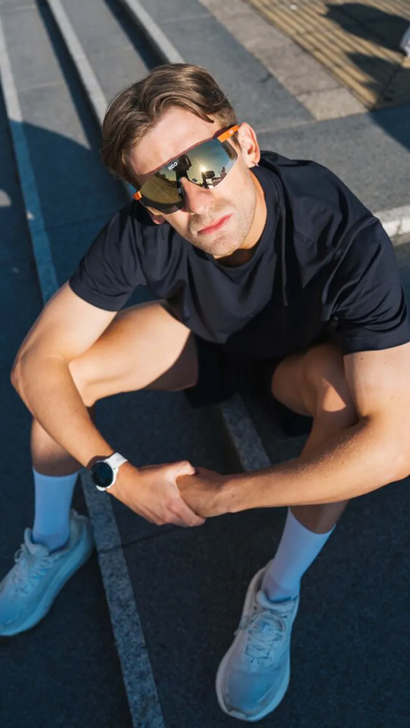 Koo Nova Sunglasses in Sunset Matt/Gold Mirror-3