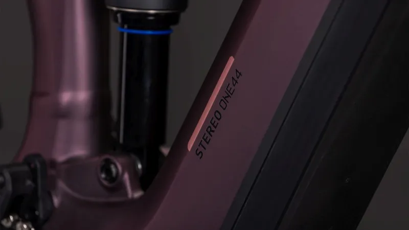 Cube Stereo Hybrid ONE44 Pro 800 Electric Full Suspension Mountain Bike 2026 in Shiftblush/Raisin-5