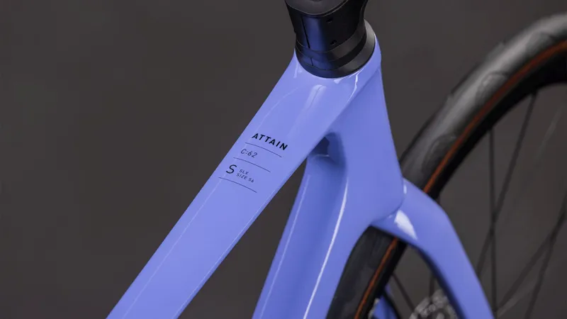 Cube Attain C:62 SLX Road Bike 2026 in Lucidlilac/Black-1