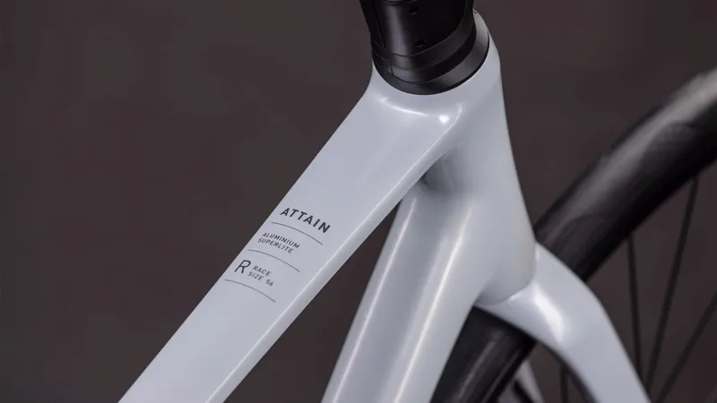 Cube Attain Race Road Bike 2026 in Foggrey/Shift-1