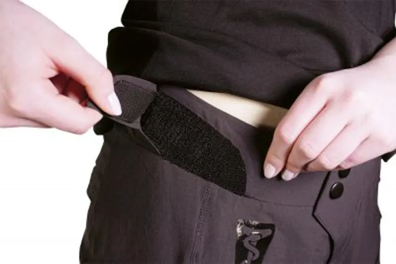SQLAB ONE OX SHORTS in Black-3