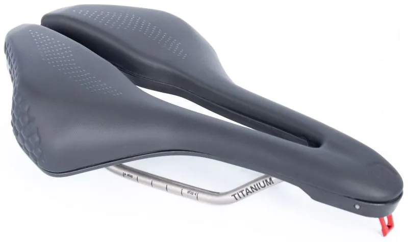 Balfes Bikes Ere ERE Tenaci TT Saddle in Black | Free postage over £30, £10 off first order, price match & 0% finance.