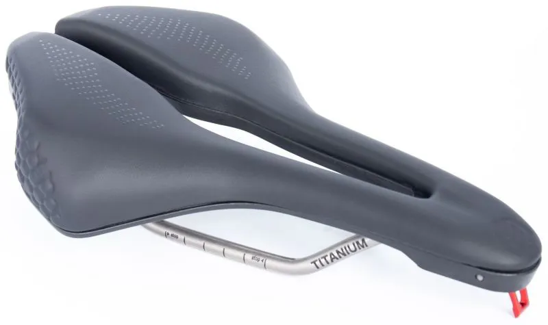 ERE Tenaci TT Saddle in Black-1
