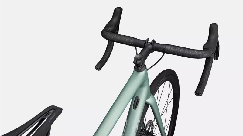 Specialized Aethos Pro Ultegra Di2 Road Bike 2024 in White Sage-4