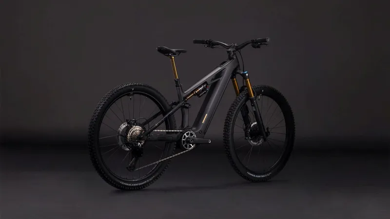 Cube Stereo Hybrid one44 HPC AT 800 Electric Full Suspension Mountain Bike 2026 in Carbon/Gold-6