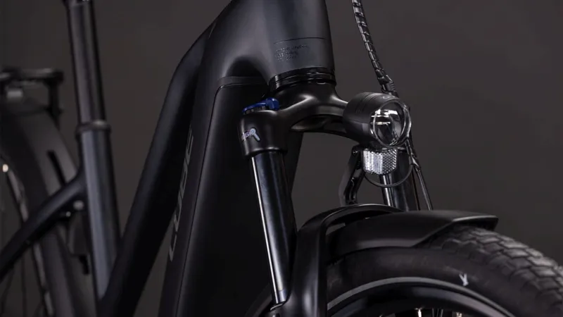 Cube Touring Hybrid One 600 Trapeze Hybrid Bike 2026 in Coal/Chrome-5