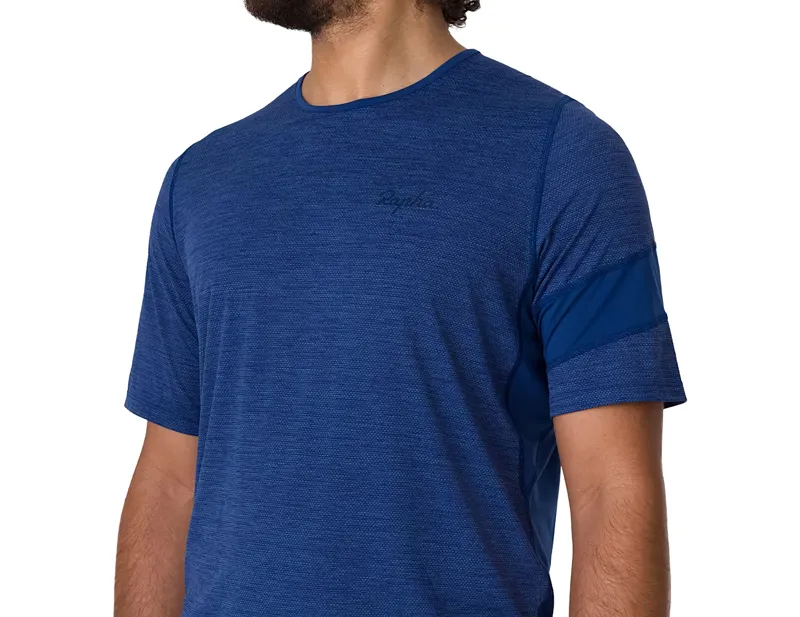 Rapha Trail Lightweight T-shirt in Fossil Blue/Marine Blue-2