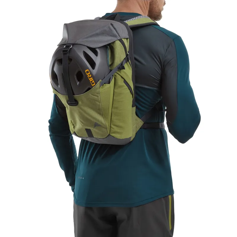 Altura Chinook 12L Backpack in Olive-4