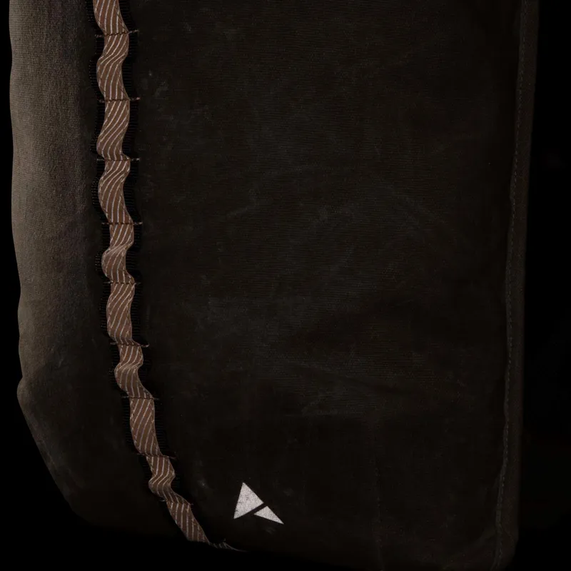 Altura Heritage 12L Backpack in Olive-3