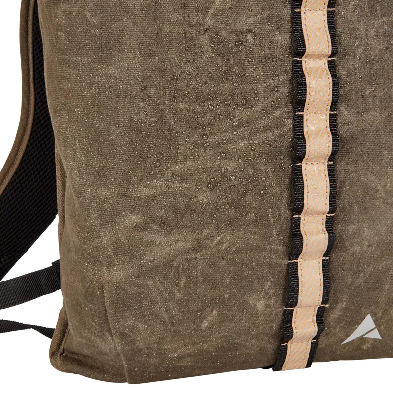 Altura Heritage 12L Backpack in Olive-4