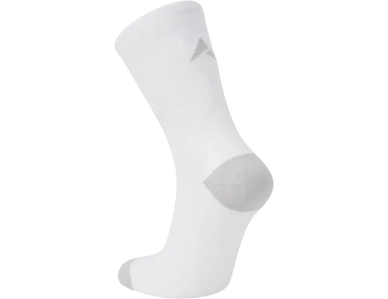 Balfes Bikes Altura Airstream Unisex Cycling Socks in White | Free postage over £30, £10 off first order, price match & 0% finance.