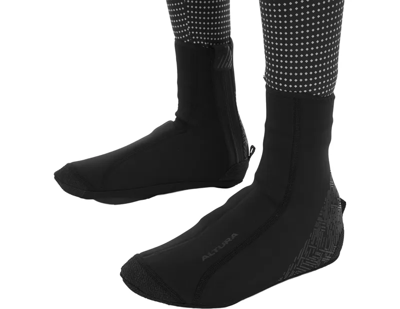 Altura Thermostretch Unisex Windproof Cycling Overshoes in Black