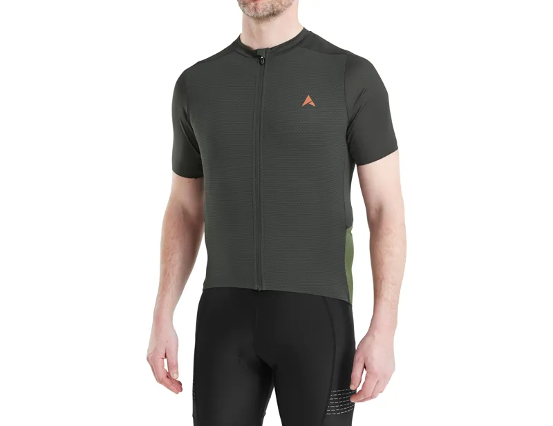 Balfes Bikes Altura Endurance Short Sleeve Cycling Jersey in Carbon/Olive | Free postage over £30, £10 off first order, price match & 0% finance.