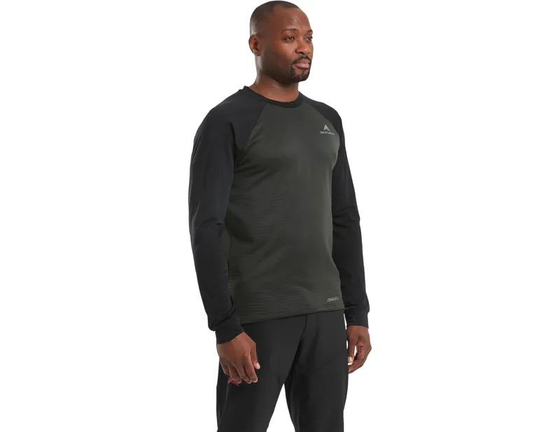 Altura Esker Polartec Long Sleeve Jersey in Black-4