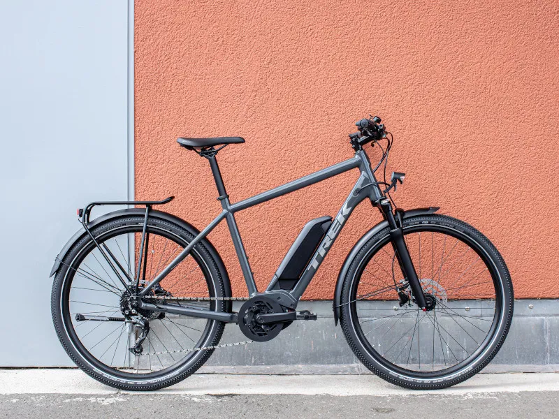 Trek Allant+ 5 Electric Hybrid Bike 2022 in Charcoal-9