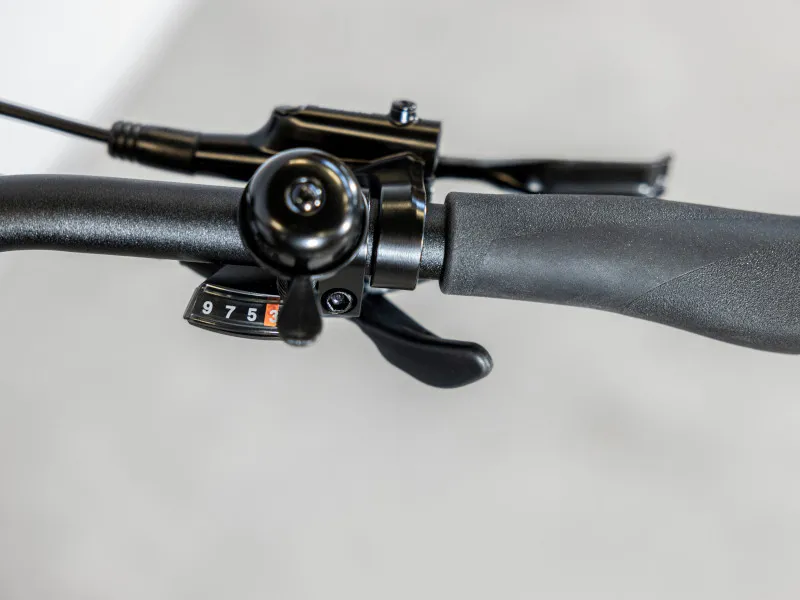 Trek Allant+ 5 725wh Electric Hybrid Bike 2023 in Rage Red-4