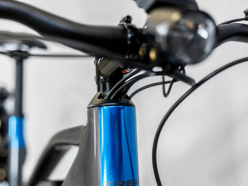 Trek Allant+ 6 545 Wh Stagger Electric Hybrid Bike 2024 in Galactic Grey-5