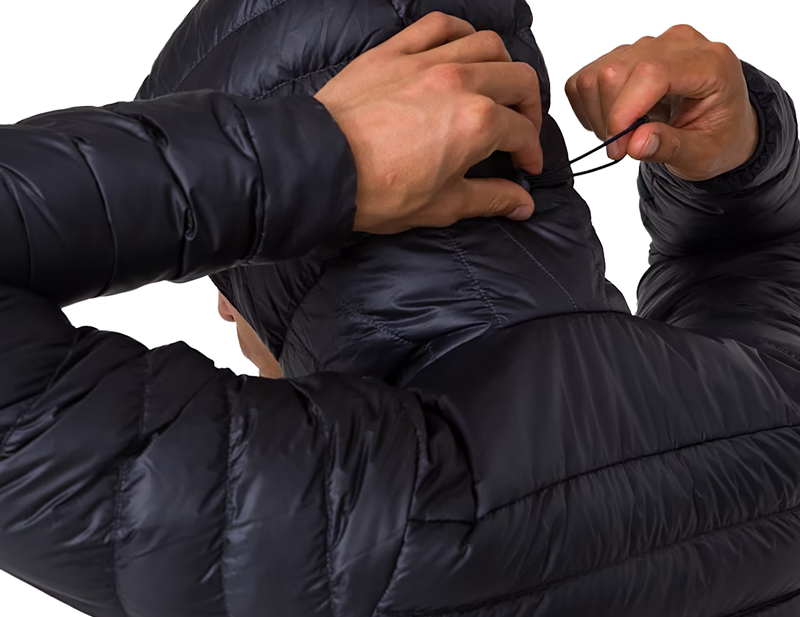 Rapha Explore Down Jacket in Black/Dark Navy-3
