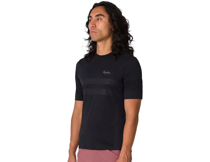 Rapha Explore Technical T-Shirt in Black/Carbon Grey-2