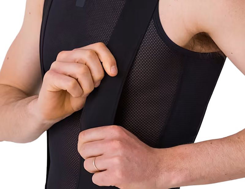 Rapha Sleeveless Lightweight Base Layer in Black/Black-4