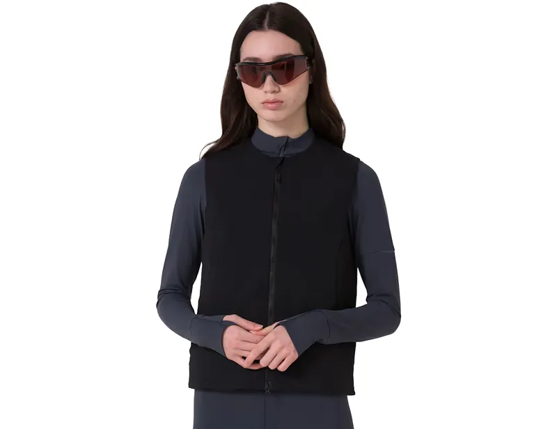 Rapha Women's Insulated Vest in Black/Grey-2