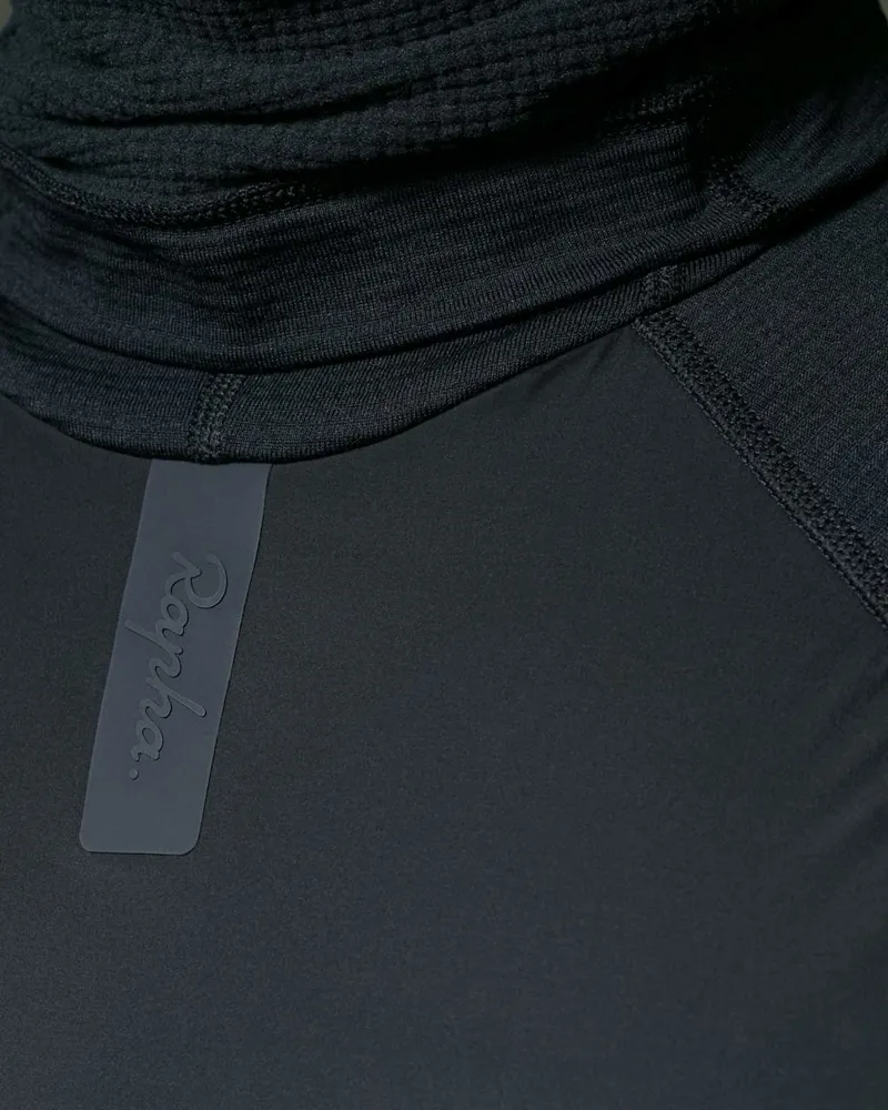 Rapha Men's Insulated Windblock Base Layer in Black-7