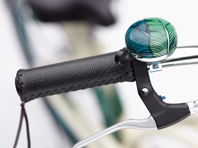 Electra Bali Cruiser Go! Step Thru Medium Electric Hybrid Bike 2025 in Beige-4