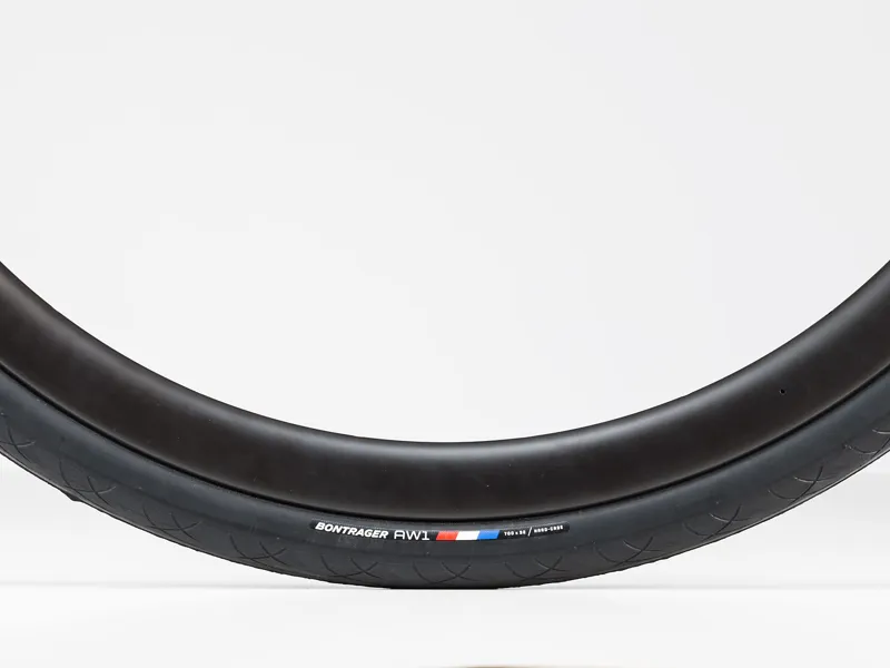 Bontrager AW1 Hard-Case 700c x 32mm Road Tyre In Black-2