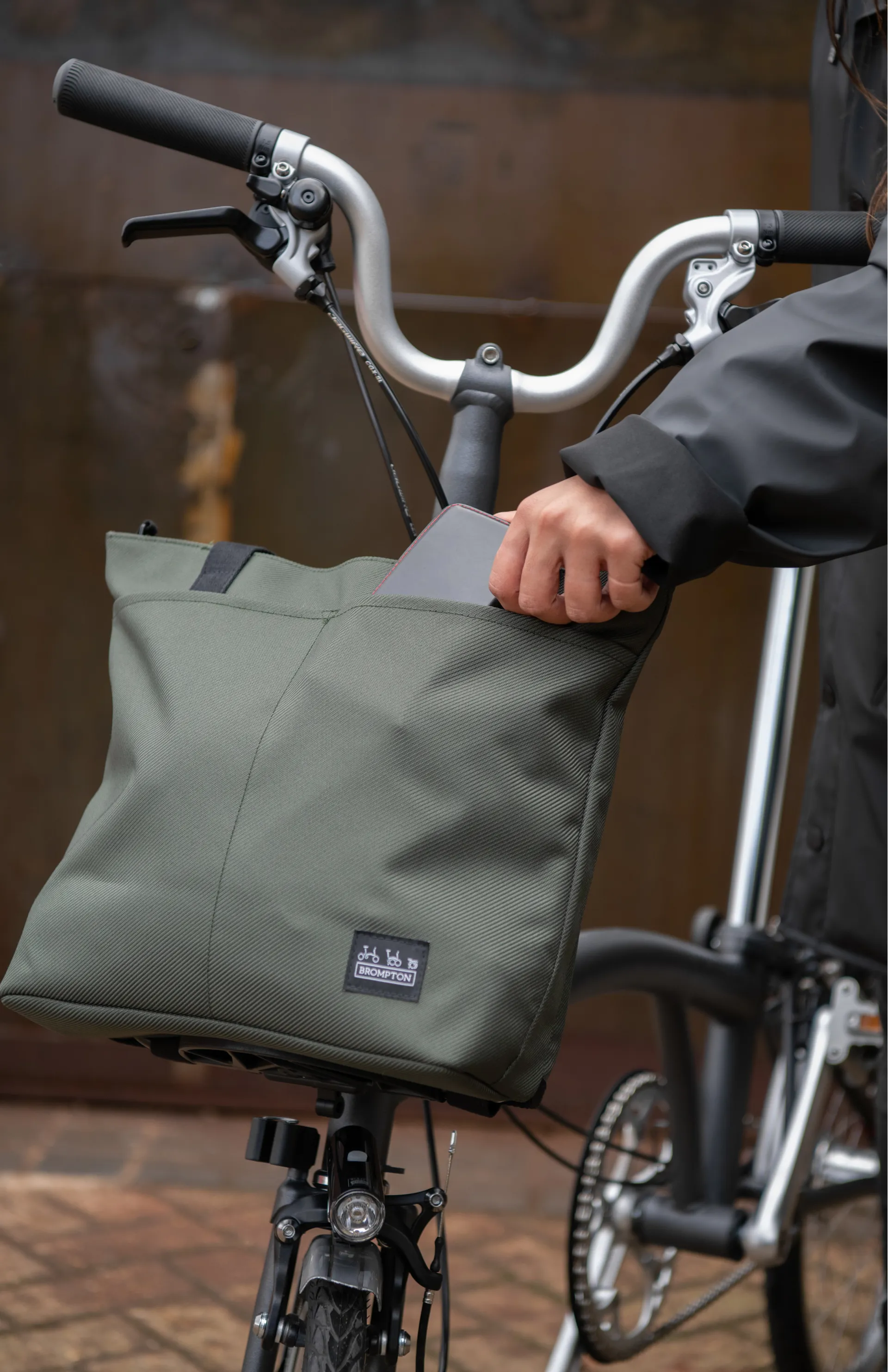 Brompton Borough Tote Bag Small in Olive - Main Image