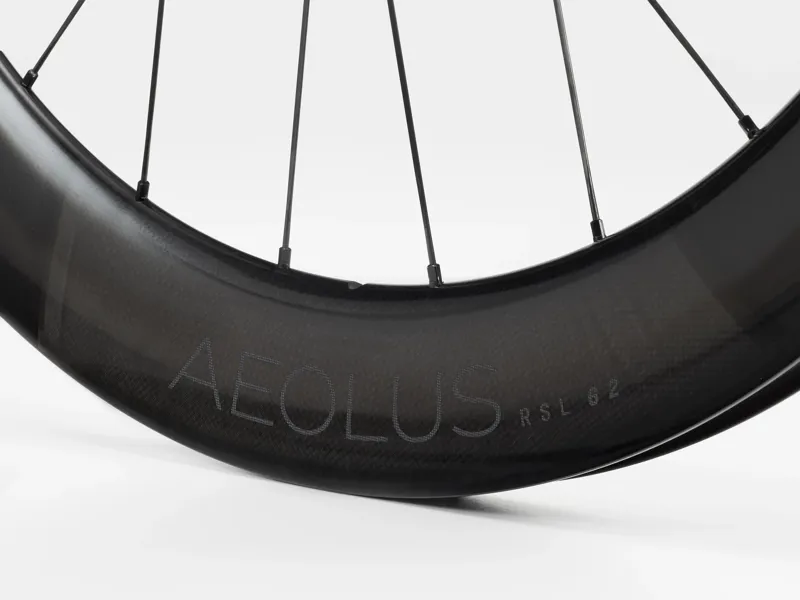 Bontrager Aeolus RSL 62 TLR Disc 700c Road Wheelset in Black-3