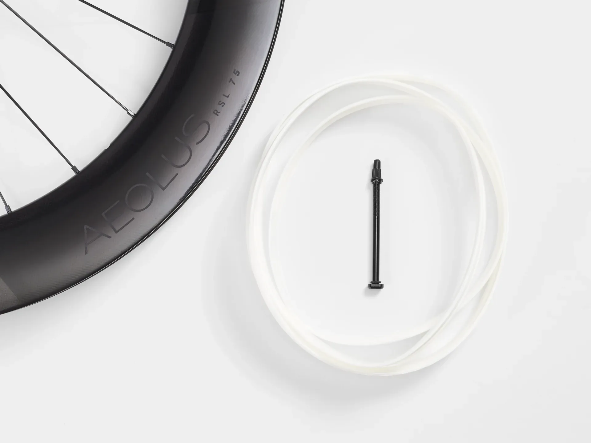 Bontrager Aeolus RSL 75 TLR Disc 700c Road Wheelset in Black