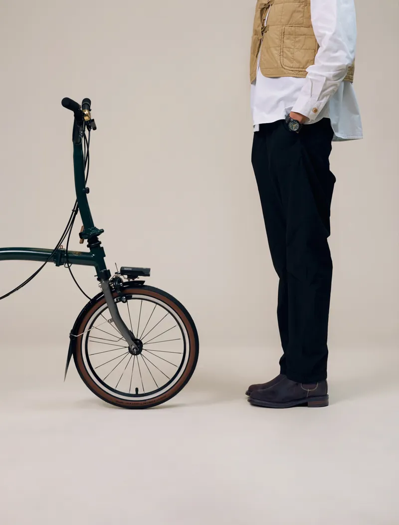 Brompton x Bremont x Cheaney P Line  Mid Explore 12 Speed Folding Bike 2024 in Black Green Gloss-7