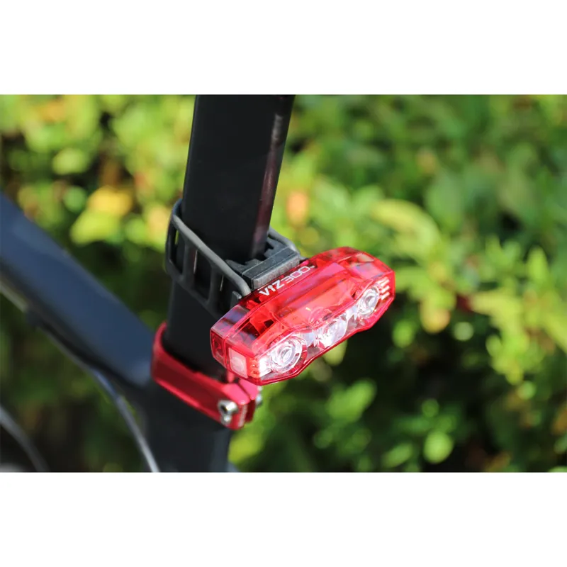 Cateye Viz 300 USB-C Rear Bike Light in Red-3
