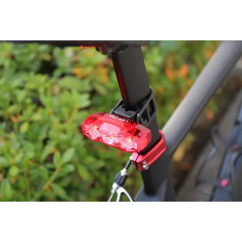 Cateye Viz 300 USB-C Rear Bike Light in Red-6