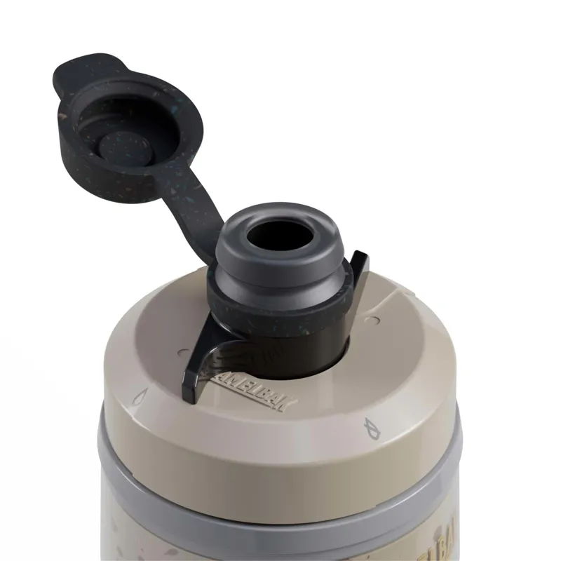 Camelbak Podium Dirt Series Chill 21oz/620ml Bottle in Stone-4
