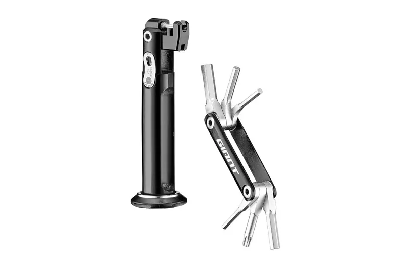 Giant Clutch Crank Core Storage in Black