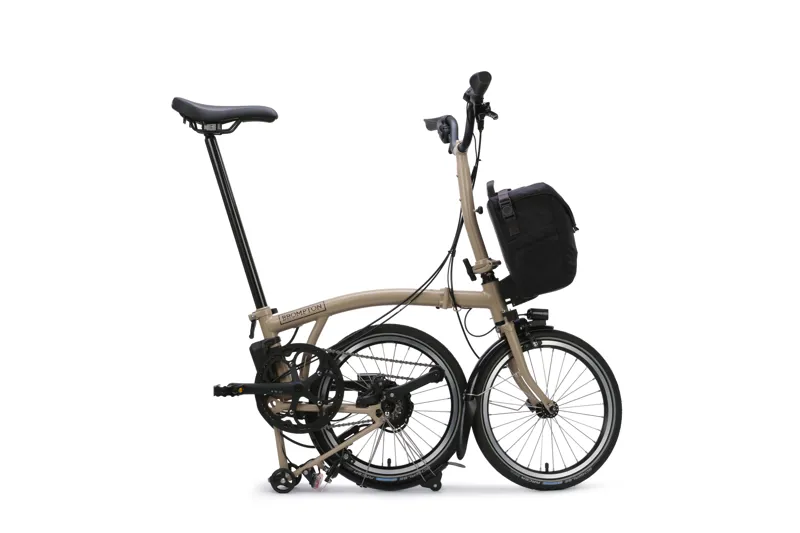 Brompton Electric C Line 4-Speed Folding Bike 2026 in Dune Sand-2