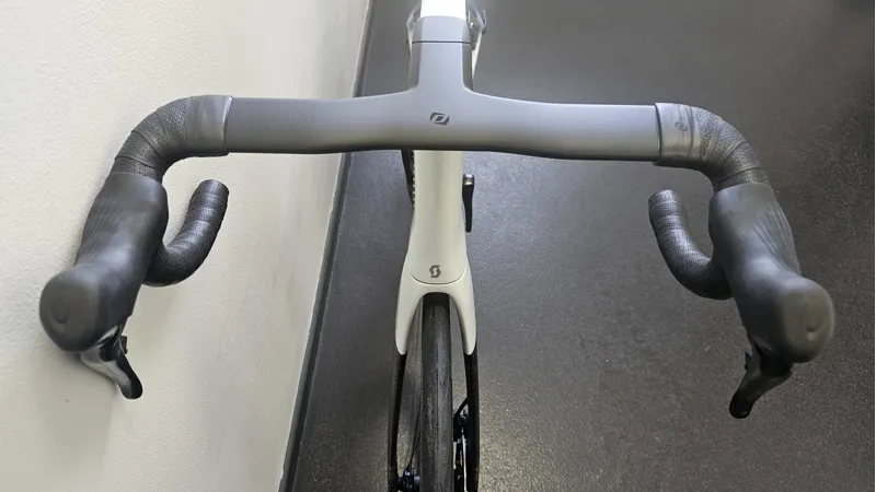 EX DEMO Scott Foil RC Pro Road Bike 2026 Large in Cumulus White-5