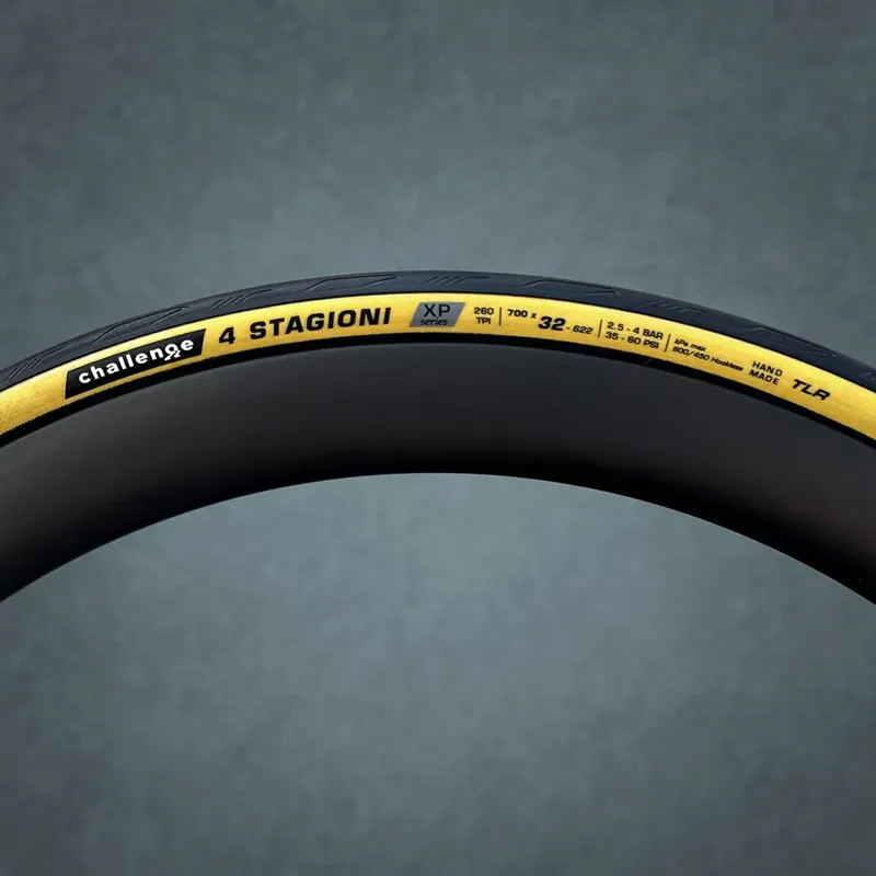 Challenge 4 Stagioni XP Handmade TLR 700c Road Tyre in Tan-1