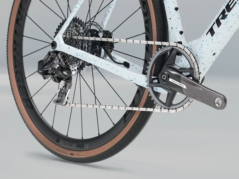 Trek Checkmate SLR 7 AXS Gravel Bike 2025 in Matte Hex Blue/Plasma Grey-4