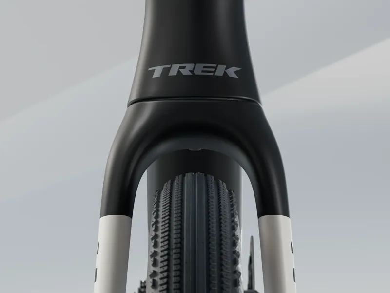 Trek Checkmate SLR 8 AXS Gravel Bike 2025 in Gloss Trek Black/Matte Carbon-3