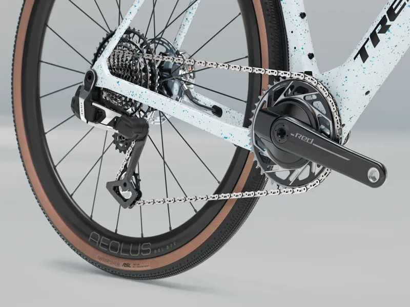 Trek Checkmate SLR 9 AXS Gravel Bike 2026 in Matte Hex Blue/Plasma Grey Pearl-4