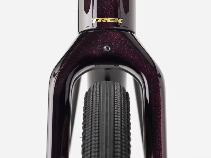 Trek Checkpoint ALR 3 Gravel Bike 2026 in Dark Carmine-4