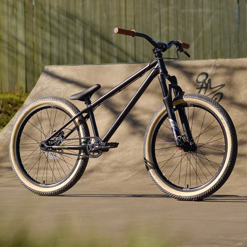 DMR DJ24 Dirt Jump and Street Tyre 24 x 2.1in in Skinwall-7