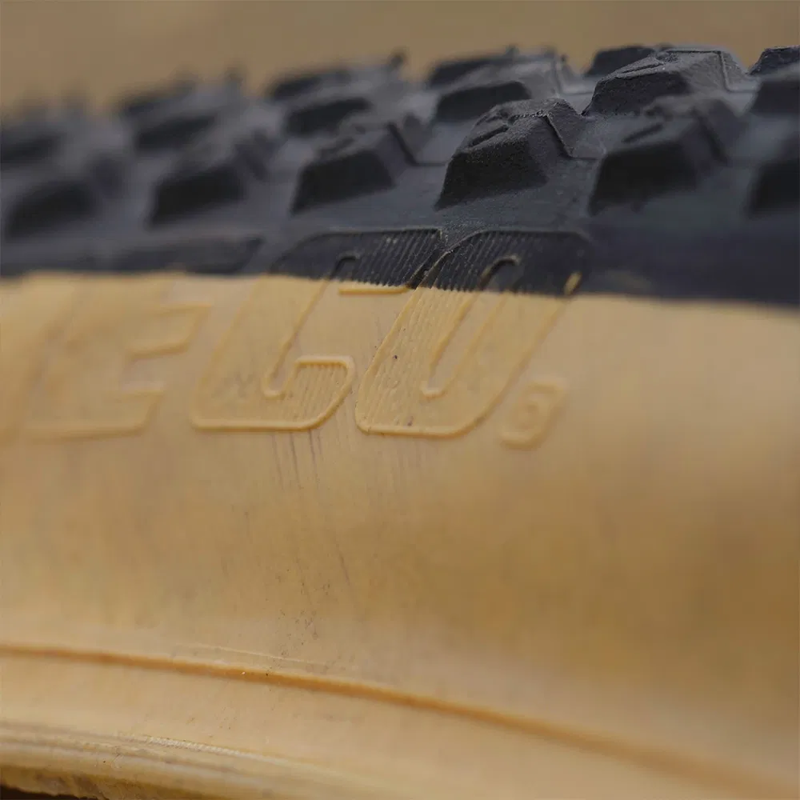 DMR DJ24 Dirt Jump and Street Tyre 24 x 2.1in in Skinwall-4