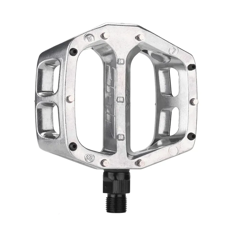 DMR V8 Classic in Silver-1
