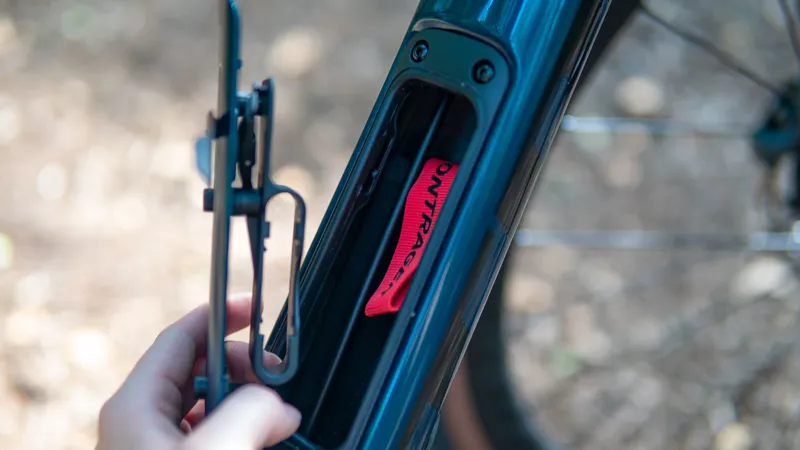 Trek Checkpoint SL 7 Sram Force ETAP Gravel Bike 2023 in Aquatic Blue-8